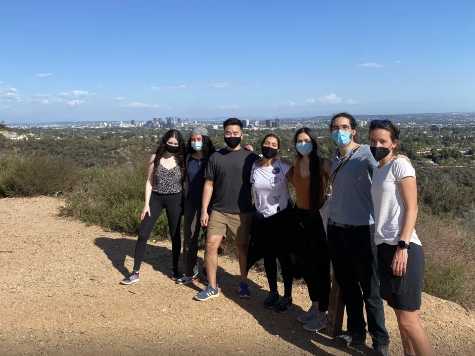Loes lab members hiking
