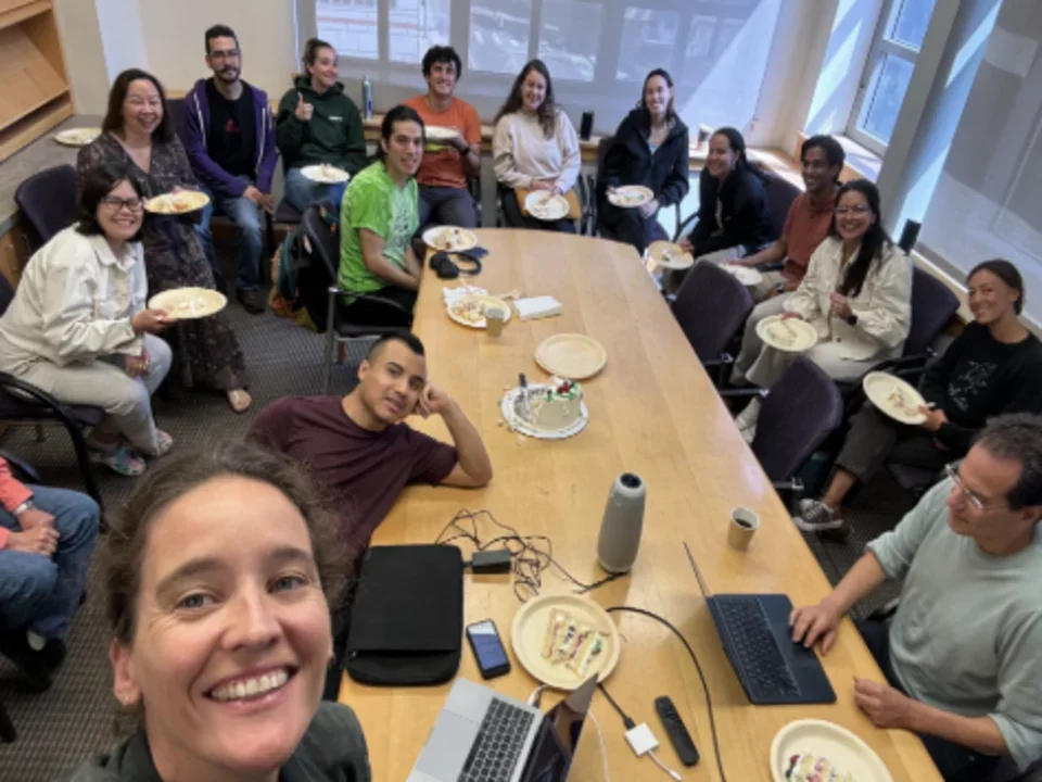 Loes lab members meeting